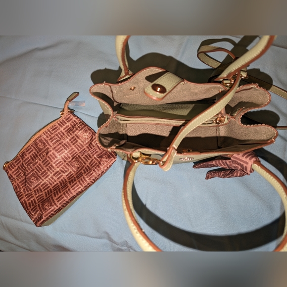 Purse - Picture 6 of 6